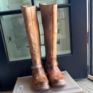 BEDS tall boots with red heel